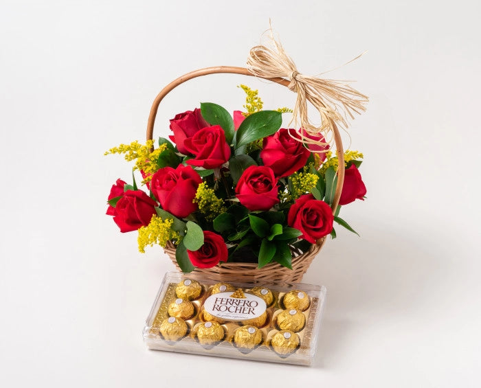 Cesta com 15 Rosas Vermelhas e Chocolate